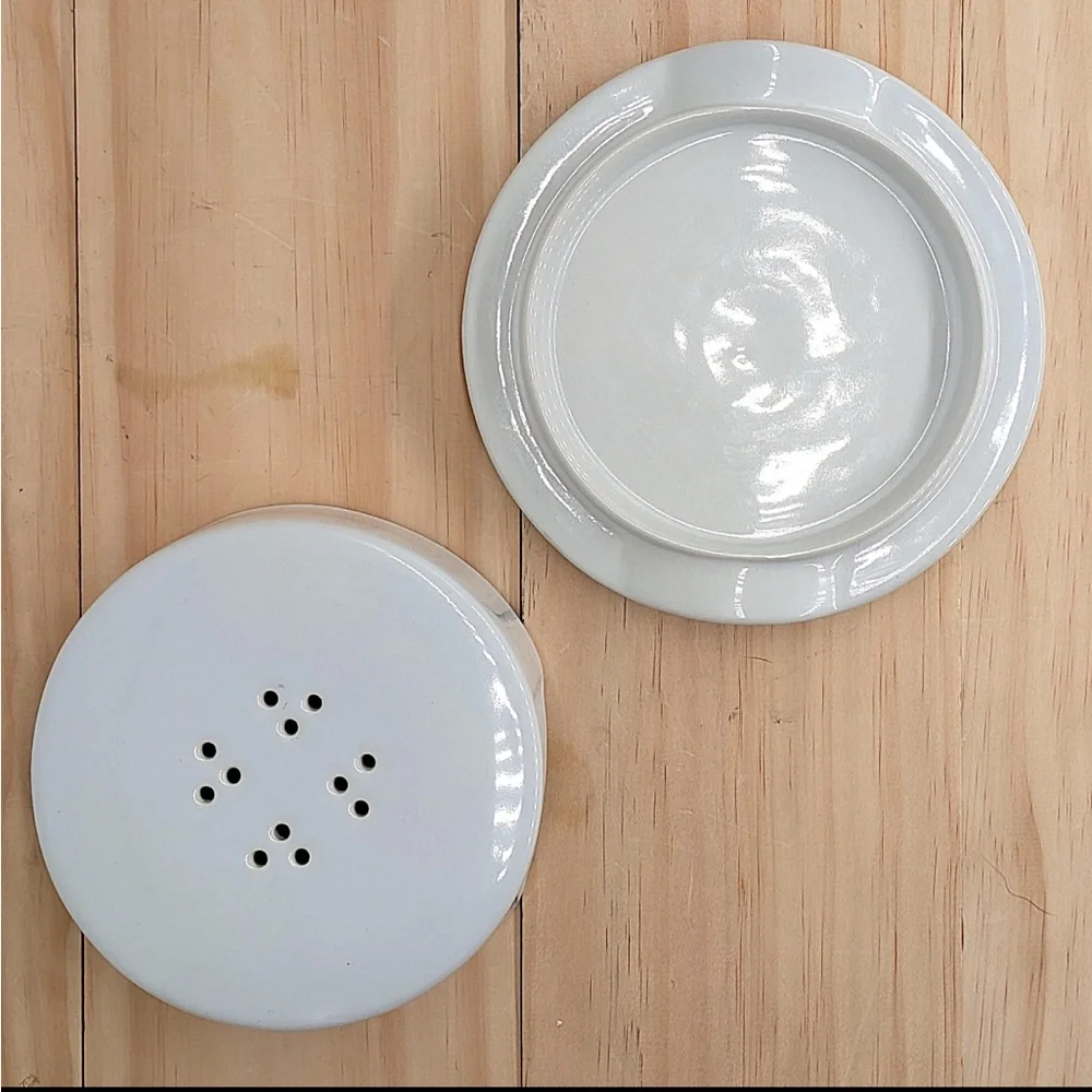 Crate&Barrel White Ceramic Brie Warming Dish Bakeware